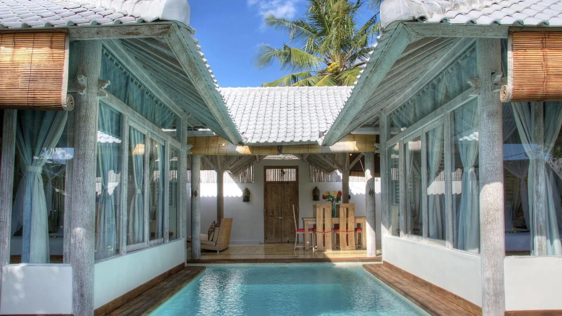 Villa Laksmana Hideaway 2 - Surrounded By Water- 2Bd Villa With Fantastic Pool! Seminyak  0*, Seminyak (Bali)