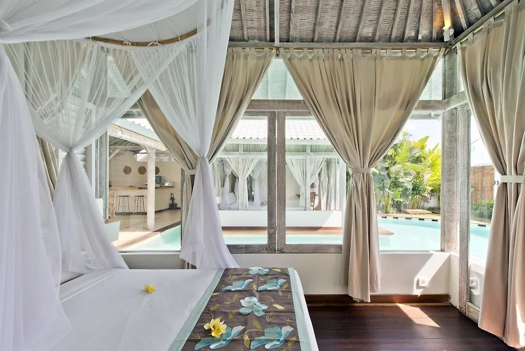 Villa Laksmana Hideaway 2 - Surrounded By Water- 2Bd Villa With Fantastic Pool! Seminyak  0*, Seminyak (Bali) Indonesia